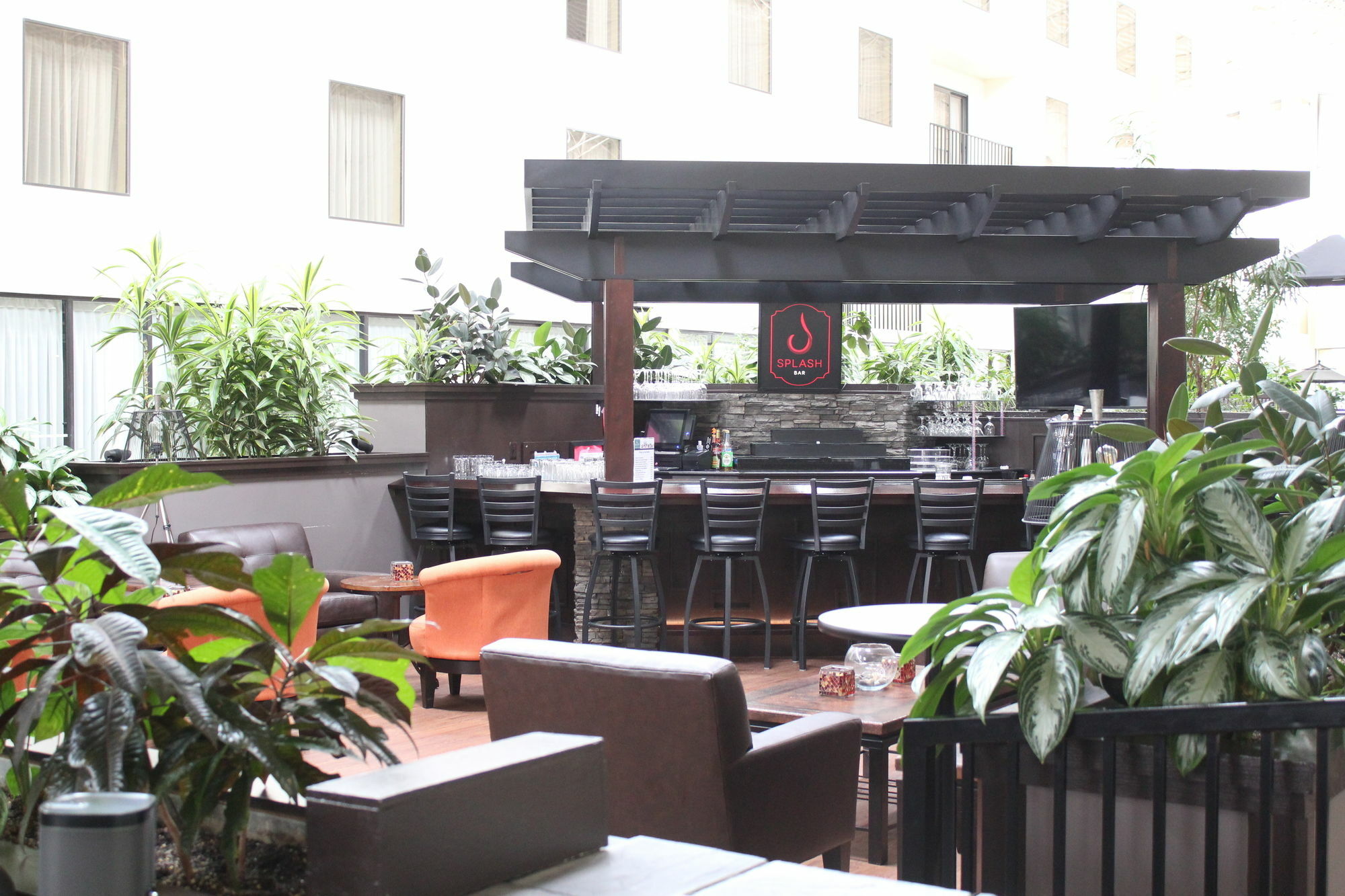 The Atrium Hotel On Third Quincy Exterior photo